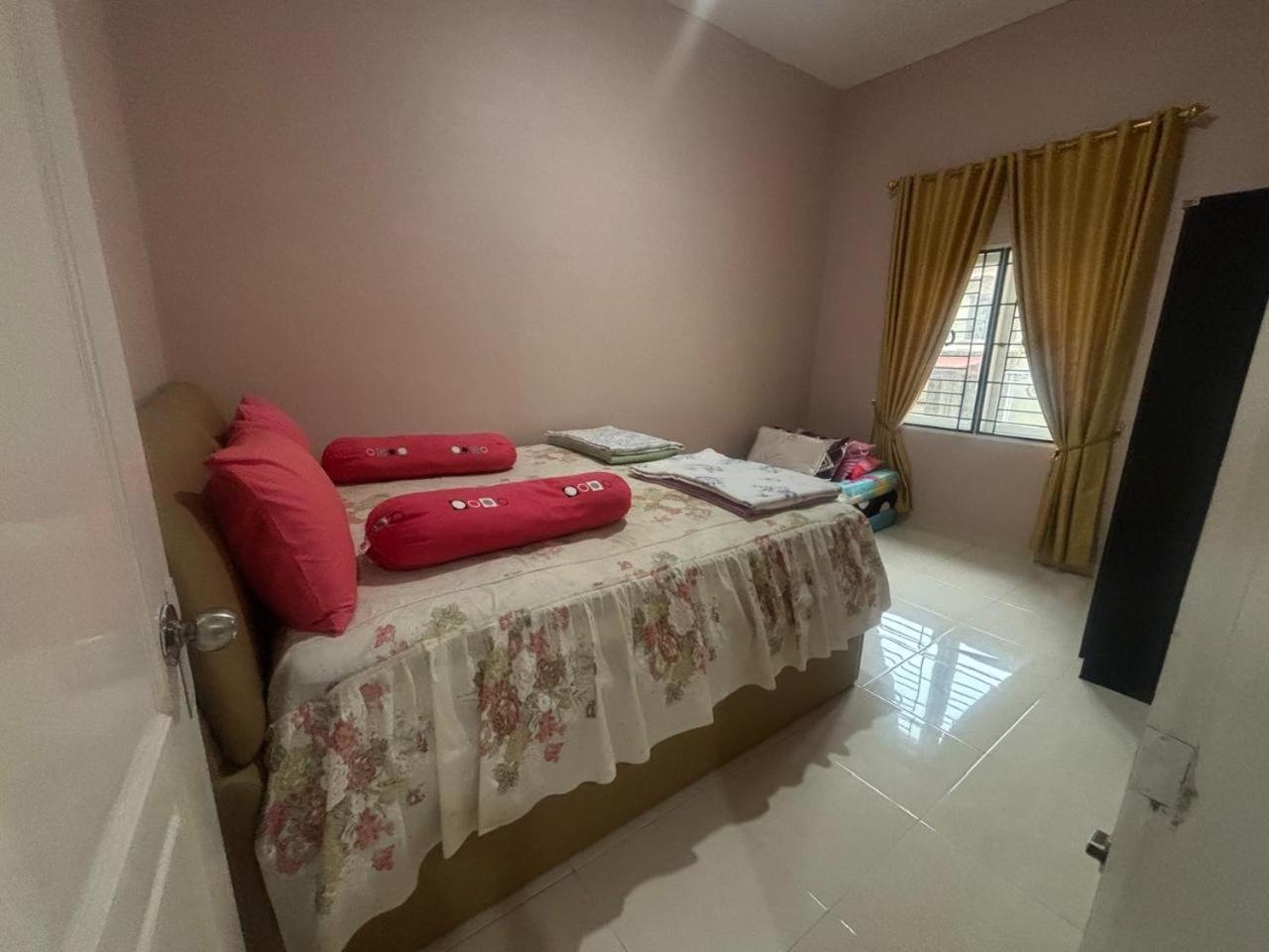 Villa Brastagi Resort Jalan Mimpin Tua Blok C No. 41 Berastagi Exteriör bild