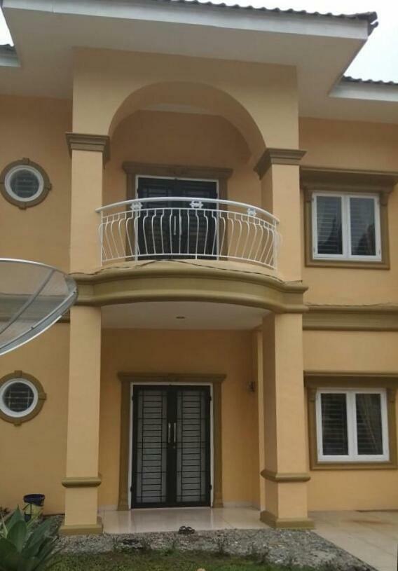 Villa Brastagi Resort Jalan Mimpin Tua Blok C No. 41 Berastagi Exteriör bild